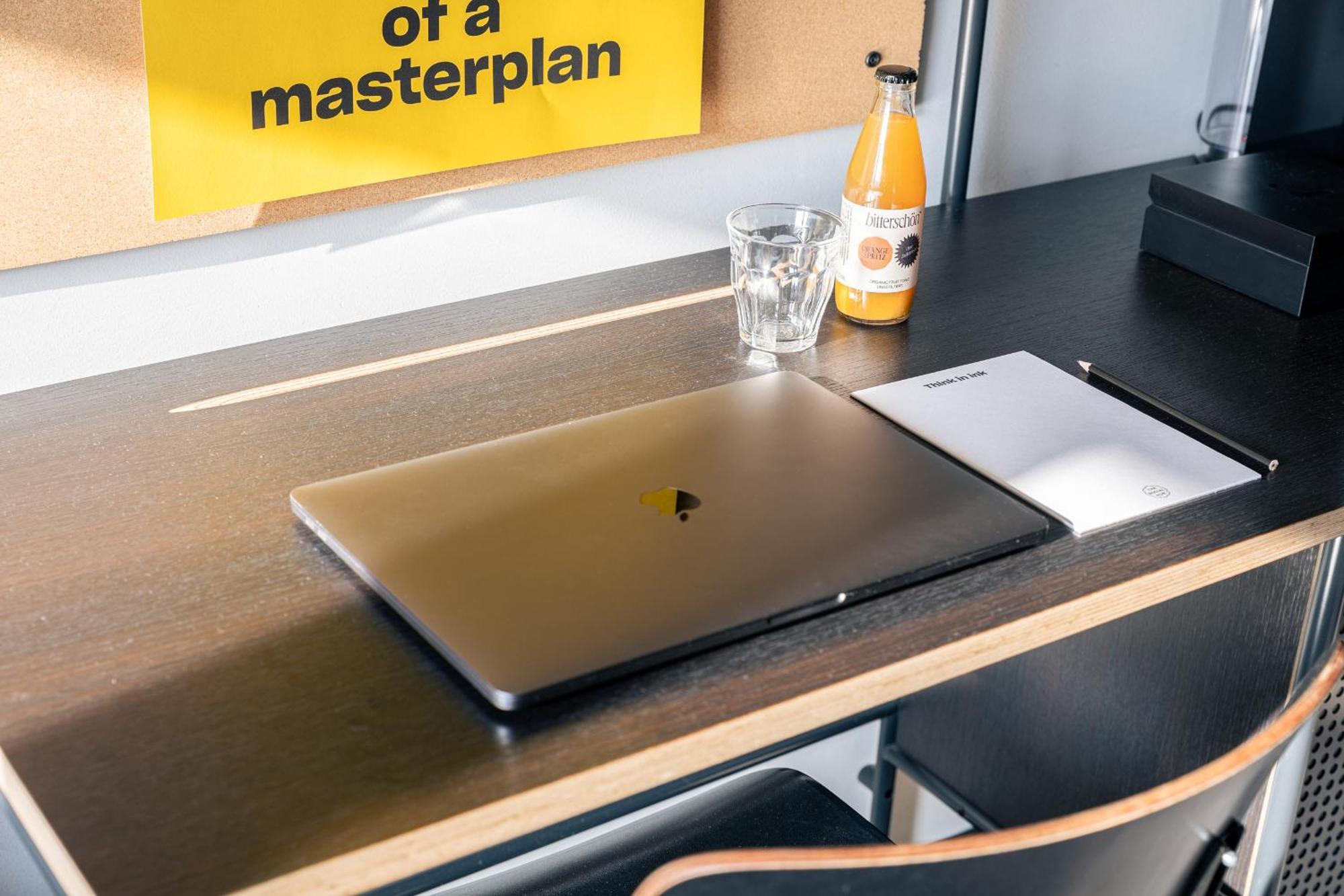 The Social Hub Vienna Hotel Ngoại thất bức ảnh Think in ink
