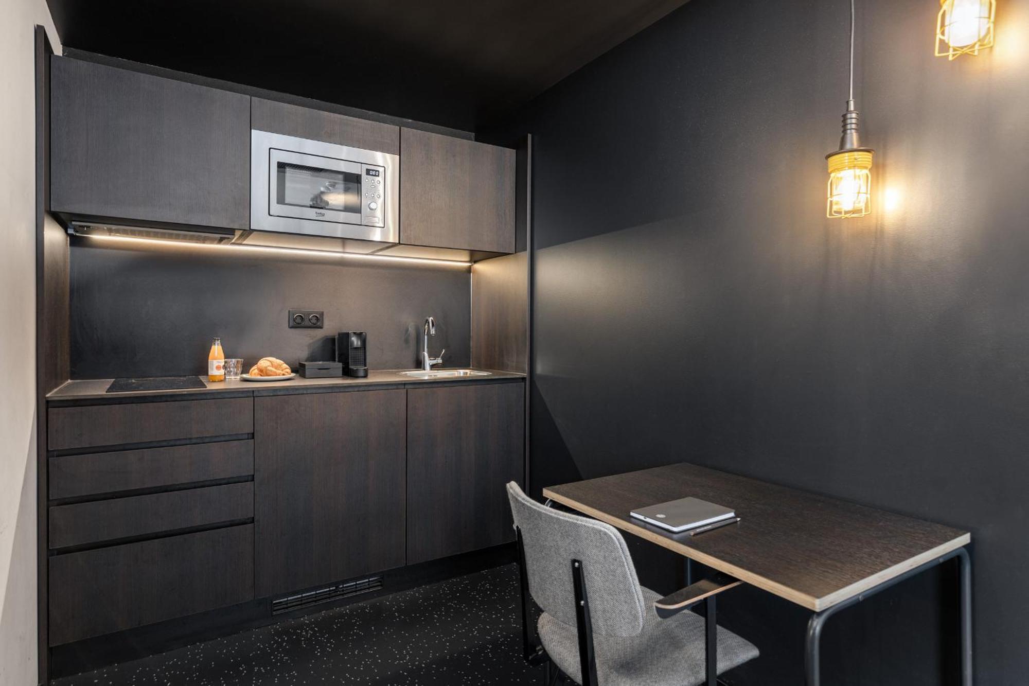 The Social Hub Vienna Hotel Ngoại thất bức ảnh Kitchen